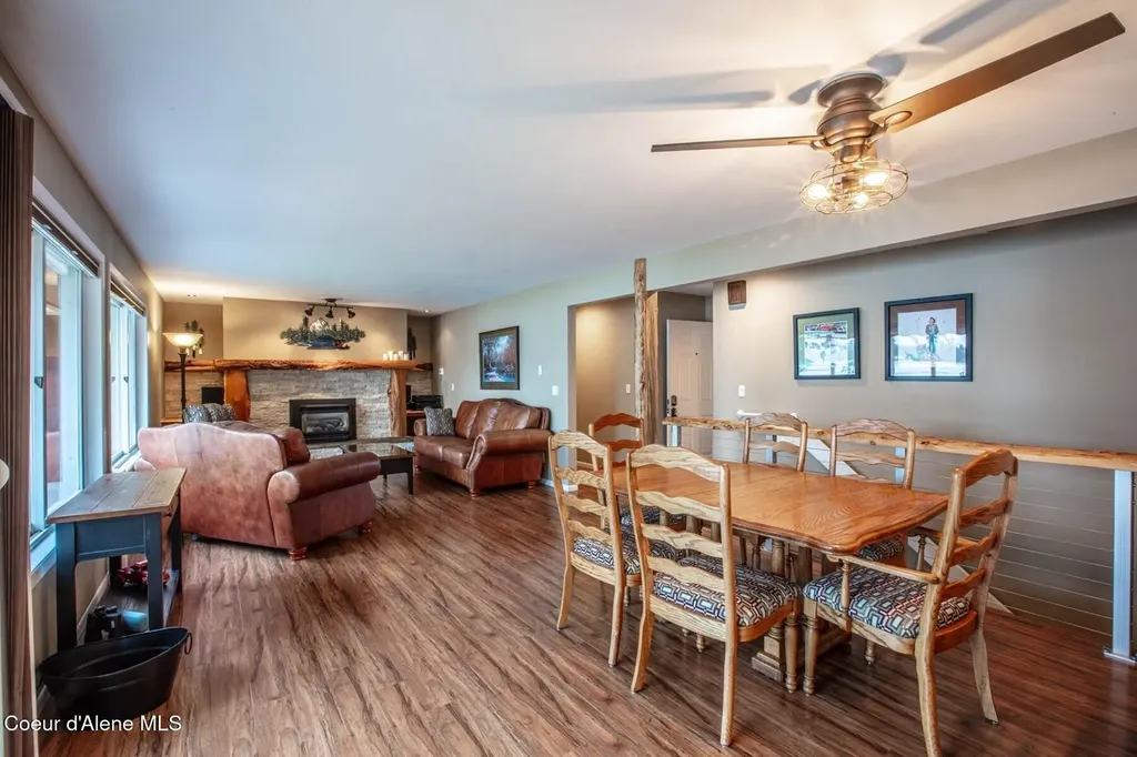 419 Campbell Point Road Laclede ID 83841