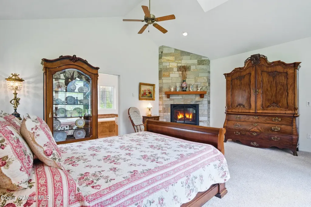 29913 N Red Fish Street Athol ID 83801