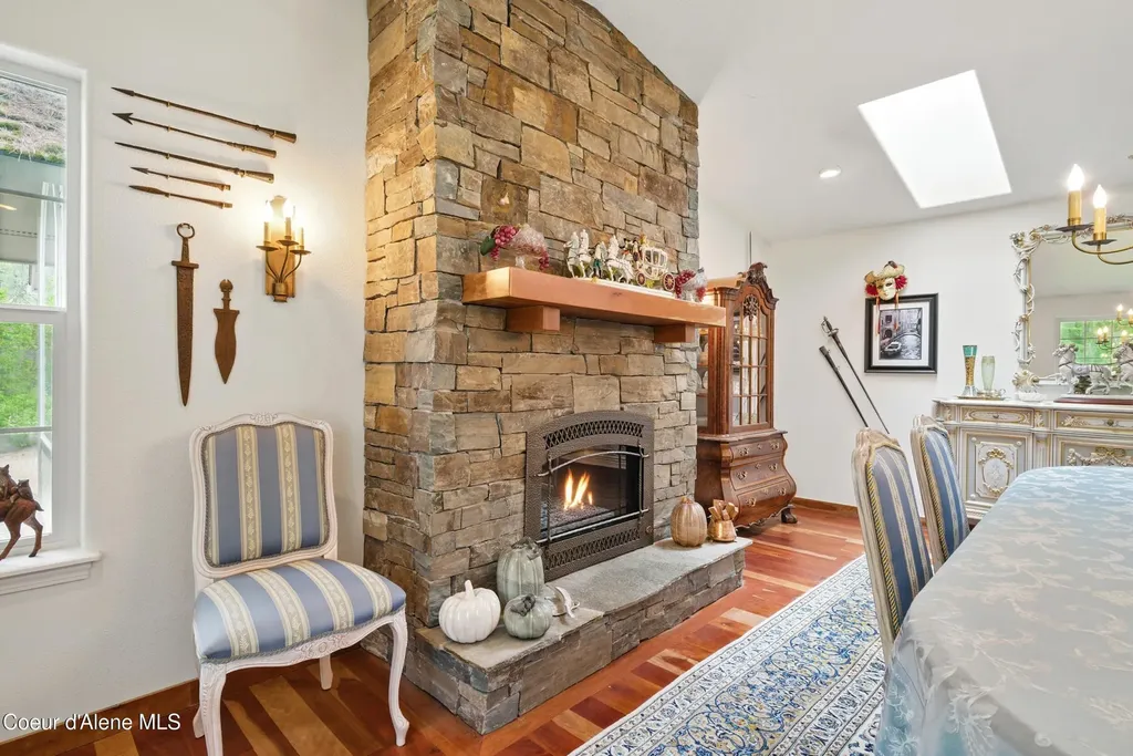 29913 N Red Fish Street Athol ID 83801