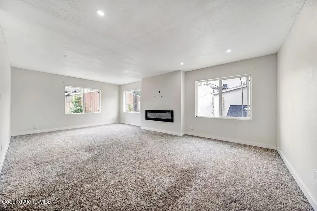 301 W Cameron Avenue Kellogg ID 83837