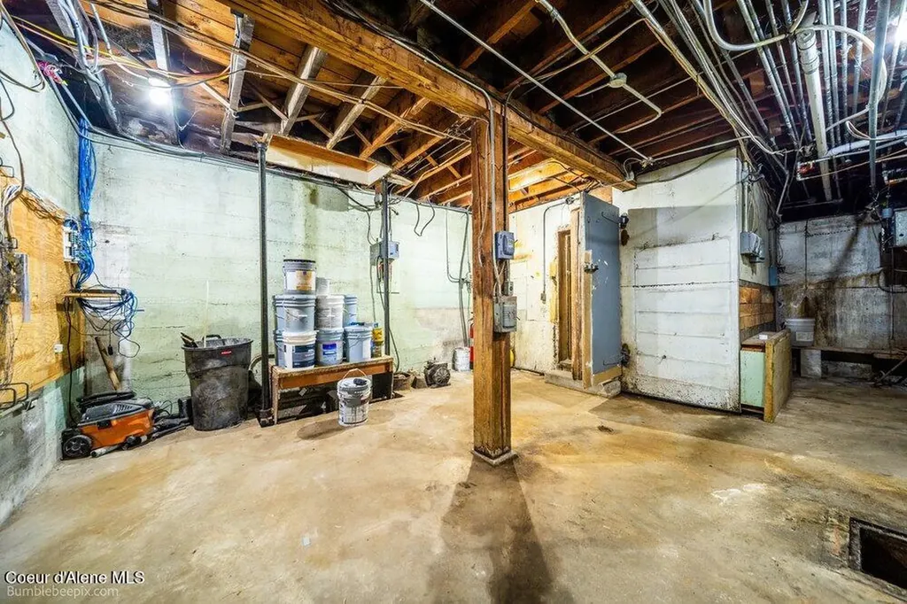 301 W Cameron Avenue Kellogg ID 83837
