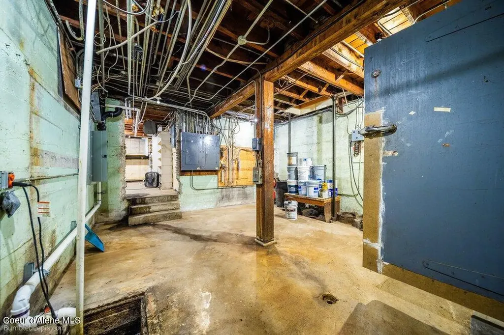 301 W Cameron Avenue Kellogg ID 83837