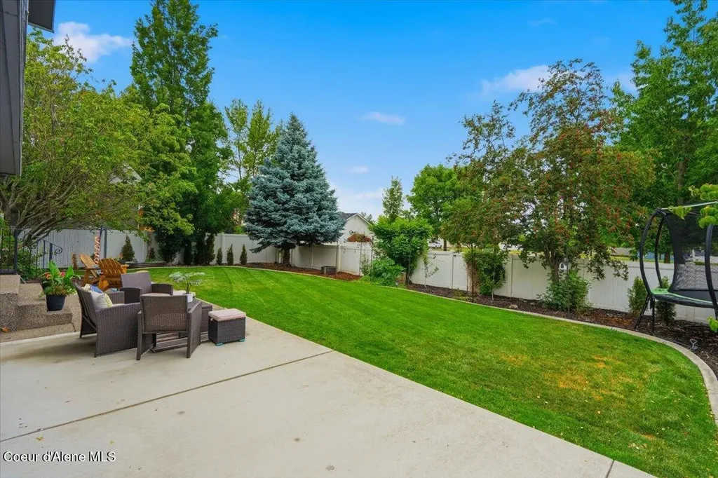 1702 N Autumn Crest Court Post Falls ID 83854