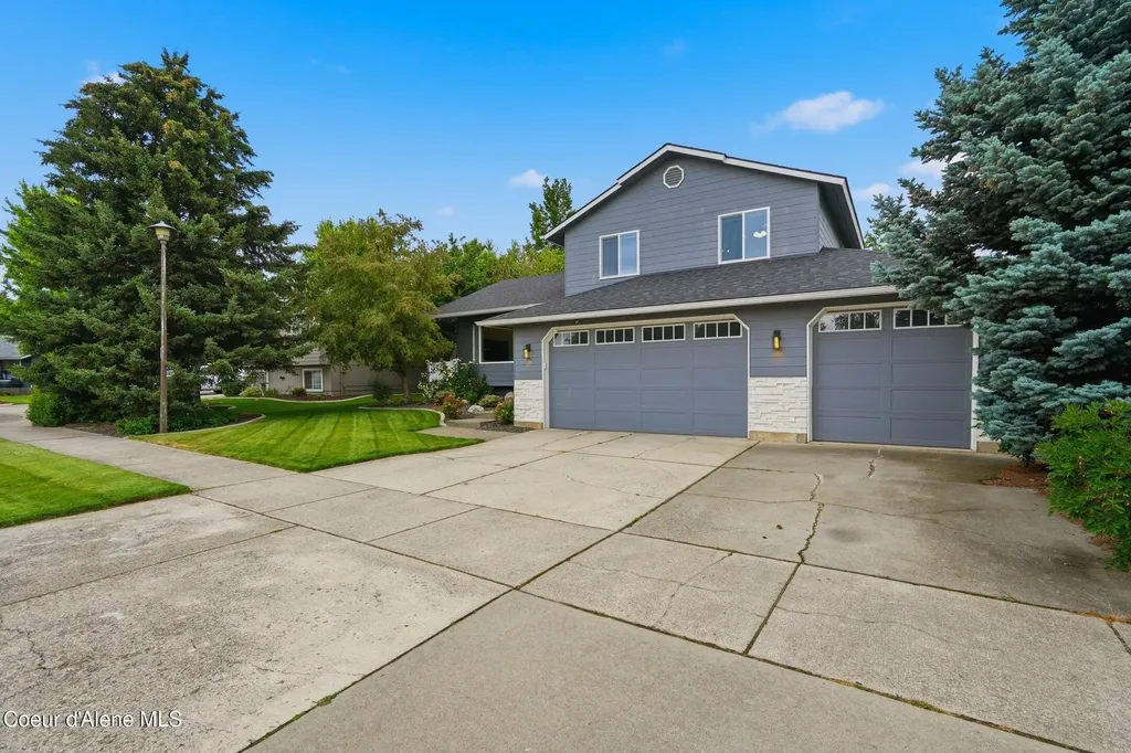 1702 N Autumn Crest Court Post Falls ID 83854