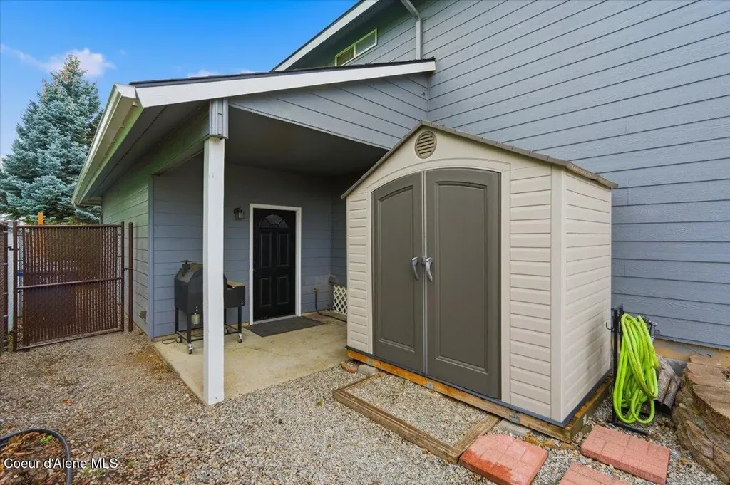 1702 N Autumn Crest Court Post Falls ID 83854