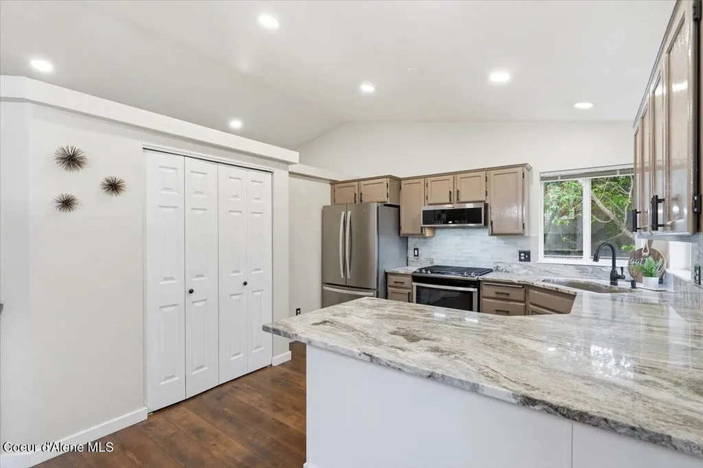 1702 N Autumn Crest Court Post Falls ID 83854