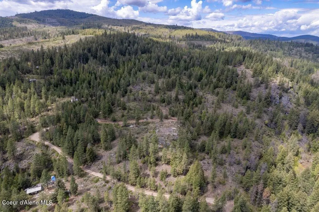 1131 Cabin Ridge Road Spirit Lake ID 83869
