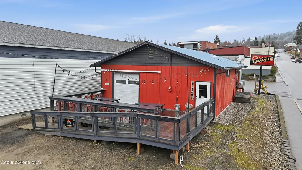 940 Center Avenue St. Maries ID 83861