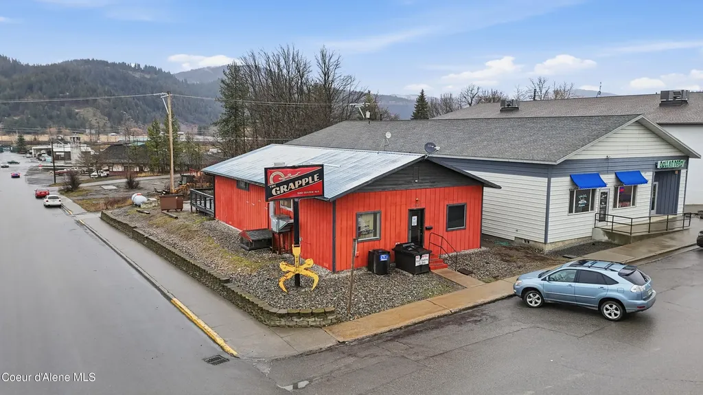 940 Center Avenue St. Maries ID 83861