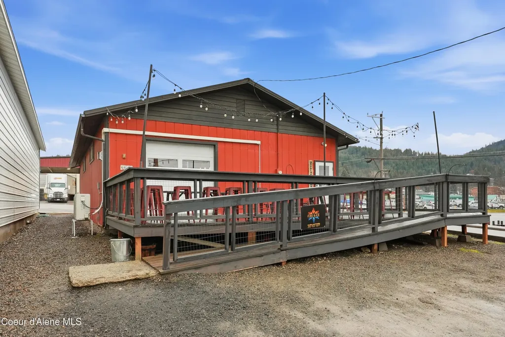 940 Center Avenue St. Maries ID 83861