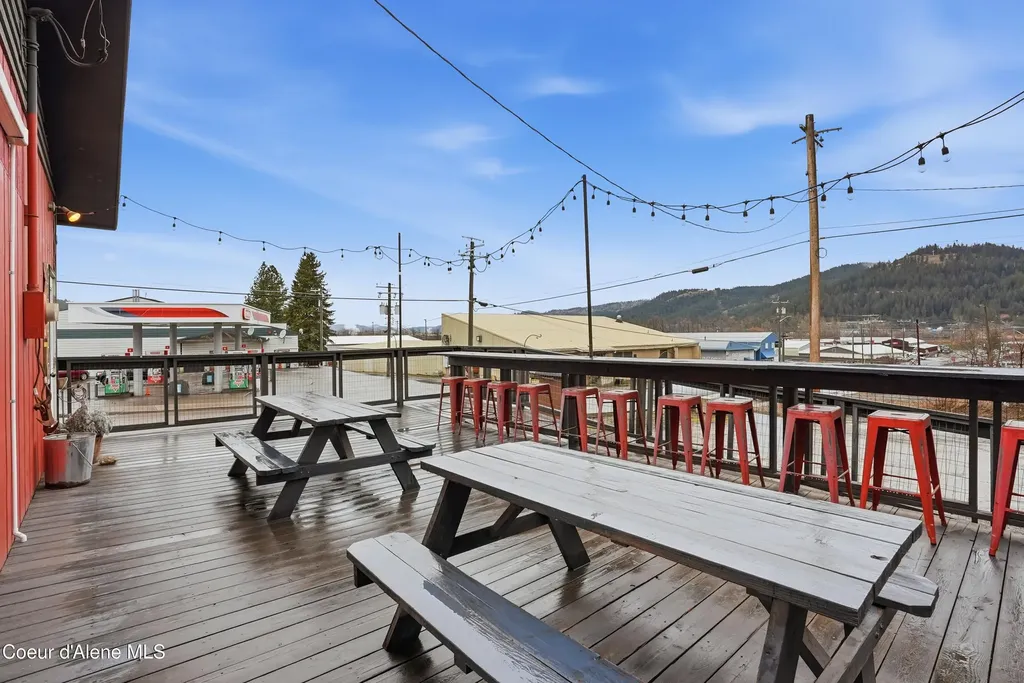 940 Center Avenue St. Maries ID 83861