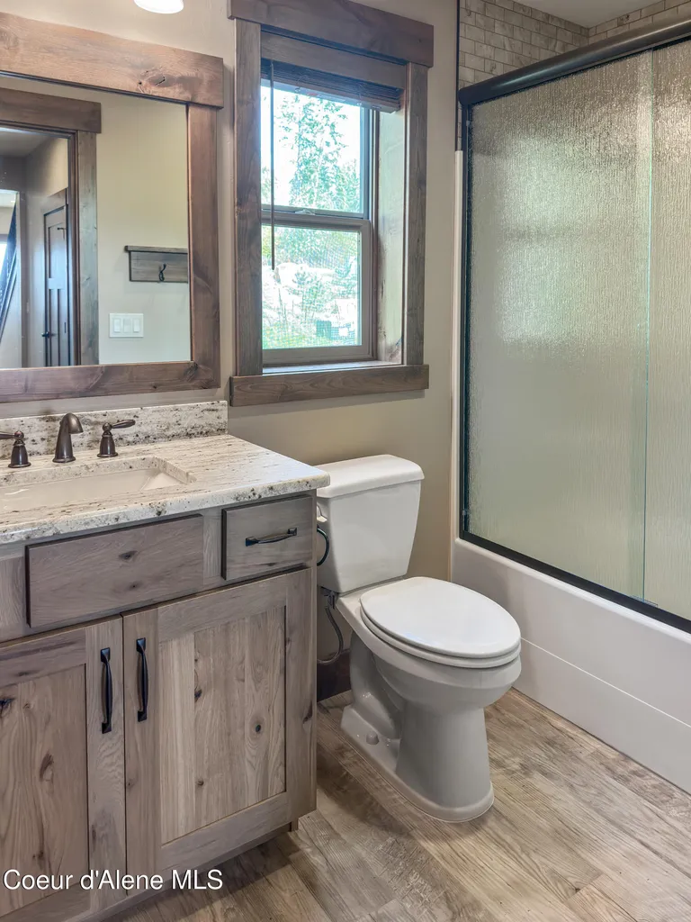 74 Palouse Drive Nordman ID 83848