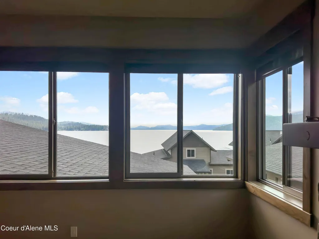 74 Palouse Drive Nordman ID 83848