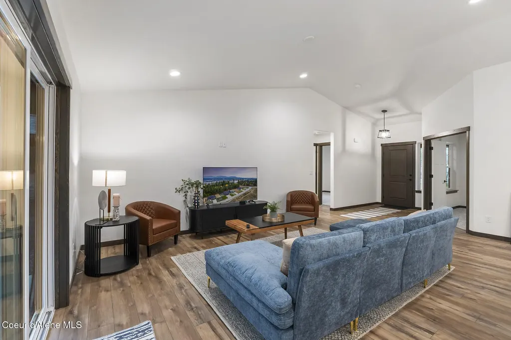 936 E Valley Street S Oldtown ID 83822