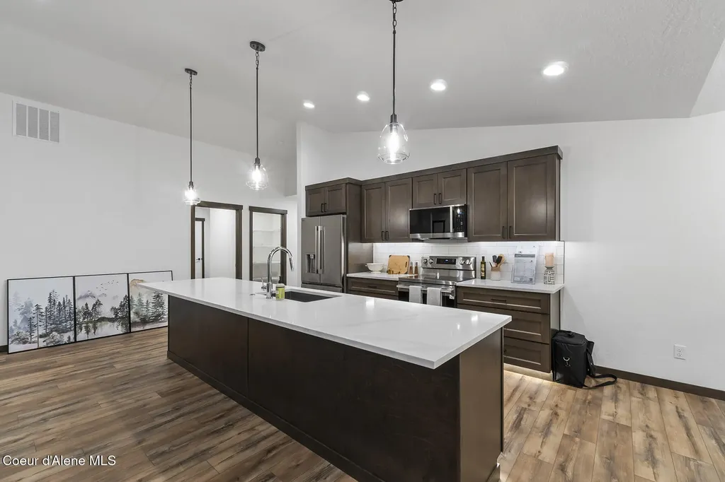 936 E Valley Street S Oldtown ID 83822