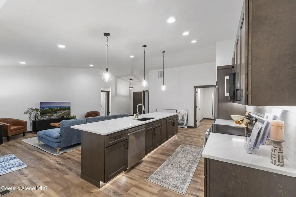 936 E Valley Street S Oldtown ID 83822