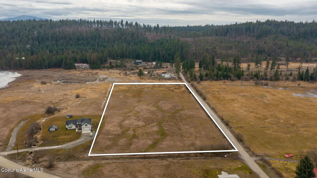 0 S Beaver Lake Road Athol ID 83801
