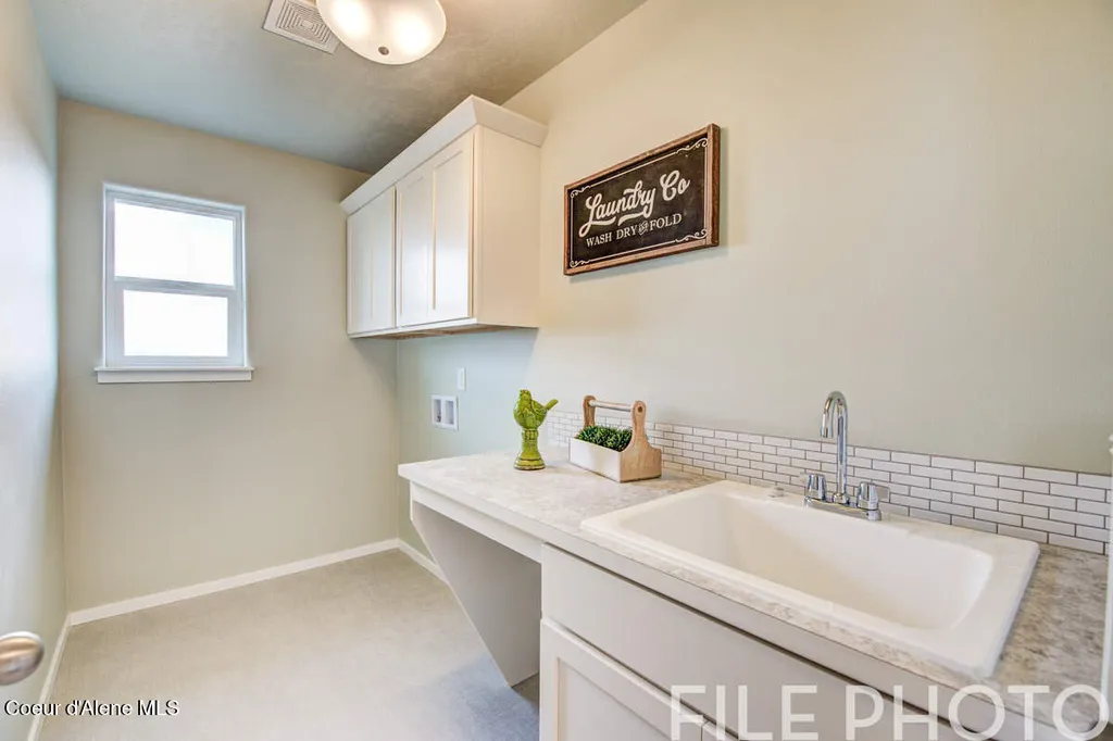11 N Drummond Street Spokane Valley WA 99016