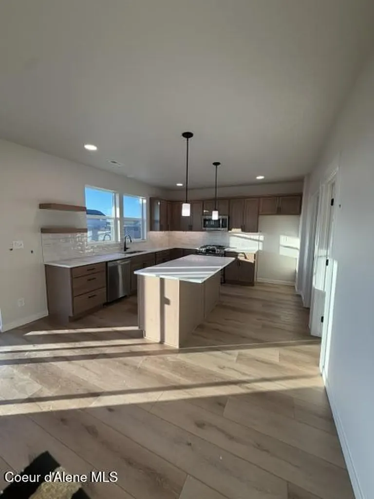 6565 W Constantine Lane Rathdrum ID 83858