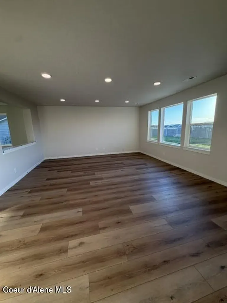 6565 W Constantine Lane Rathdrum ID 83858