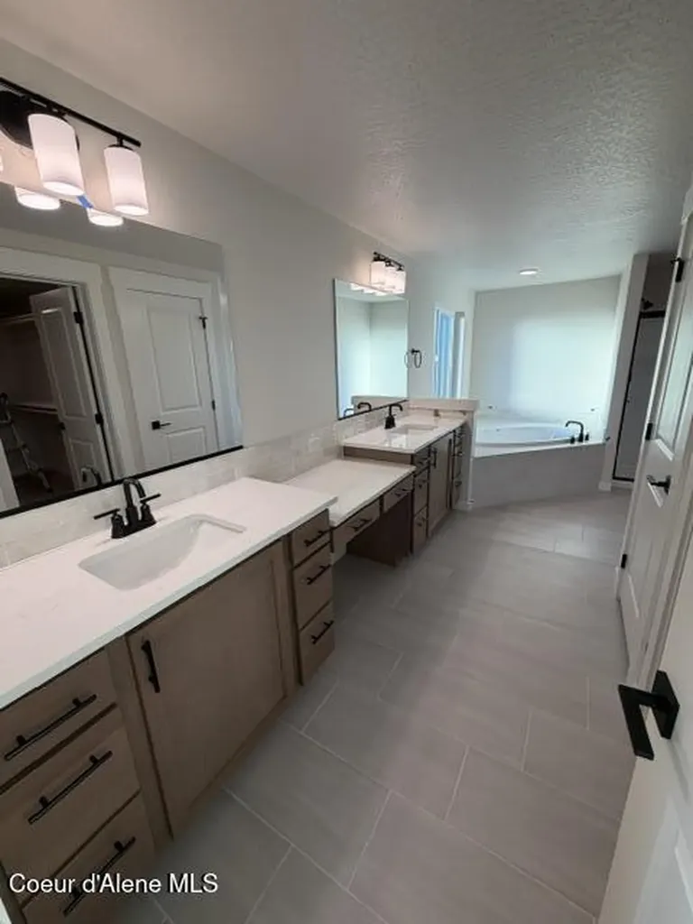6565 W Constantine Lane Rathdrum ID 83858
