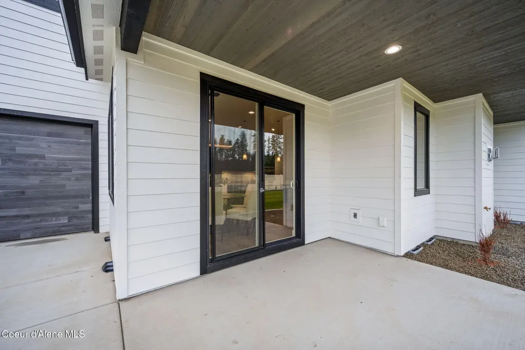 974 E Steeple Chase Road Hayden ID 83835