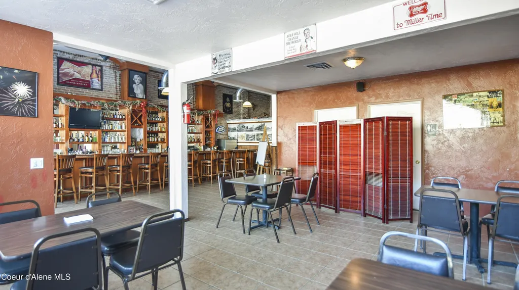 153 W Walnut Avenue Genesee ID 83832