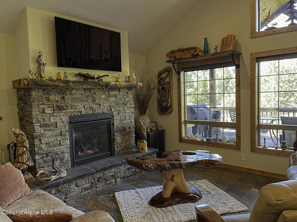 2110 Blue Sky Road Bonners Ferry ID 83805