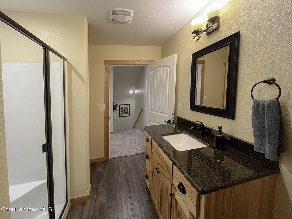 2110 Blue Sky Road Bonners Ferry ID 83805