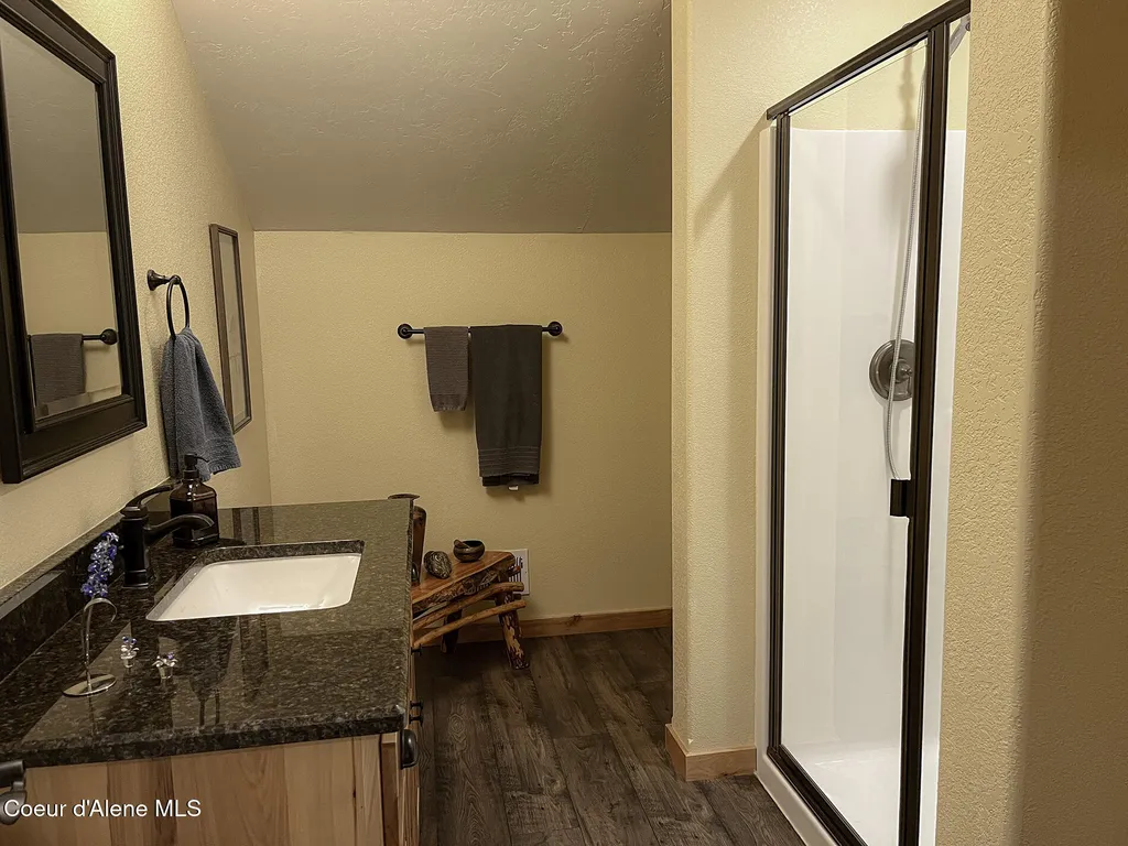 2110 Blue Sky Road Bonners Ferry ID 83805