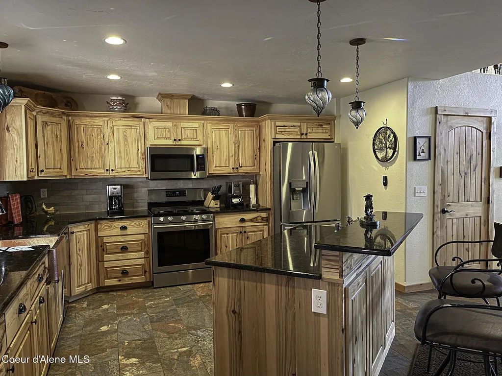 2110 Blue Sky Road Bonners Ferry ID 83805