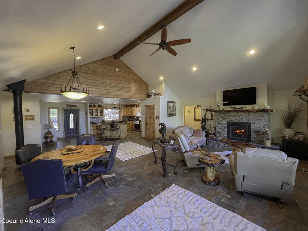 2110 Blue Sky Road Bonners Ferry ID 83805