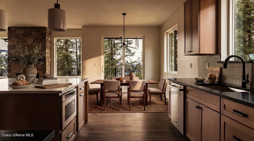 13788 S Hanson Road Harrison ID 83833