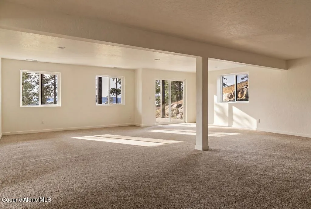 13788 S Hanson Road Harrison ID 83833