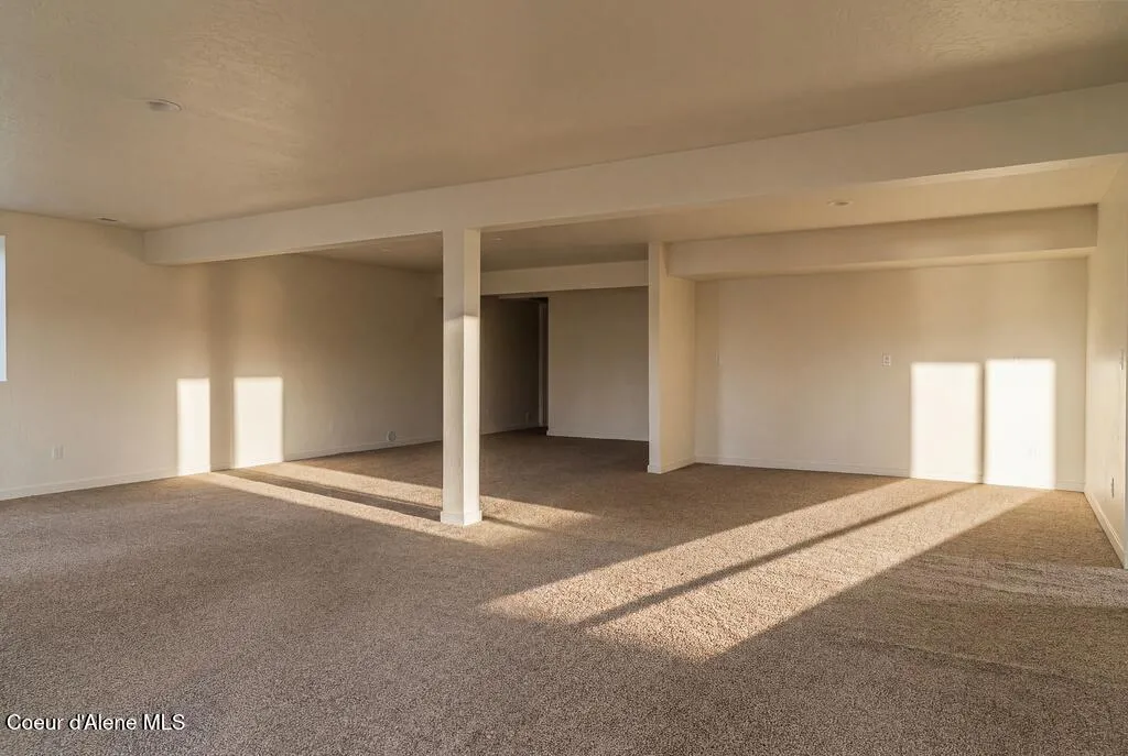 13788 S Hanson Road Harrison ID 83833
