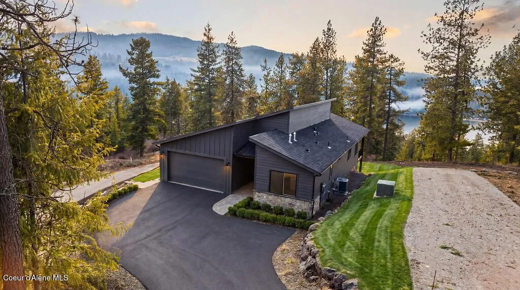 13788 S Hanson Road Harrison ID 83833