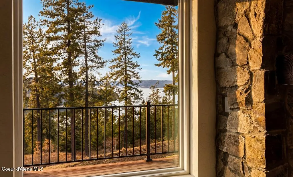 13788 S Hanson Road Harrison ID 83833