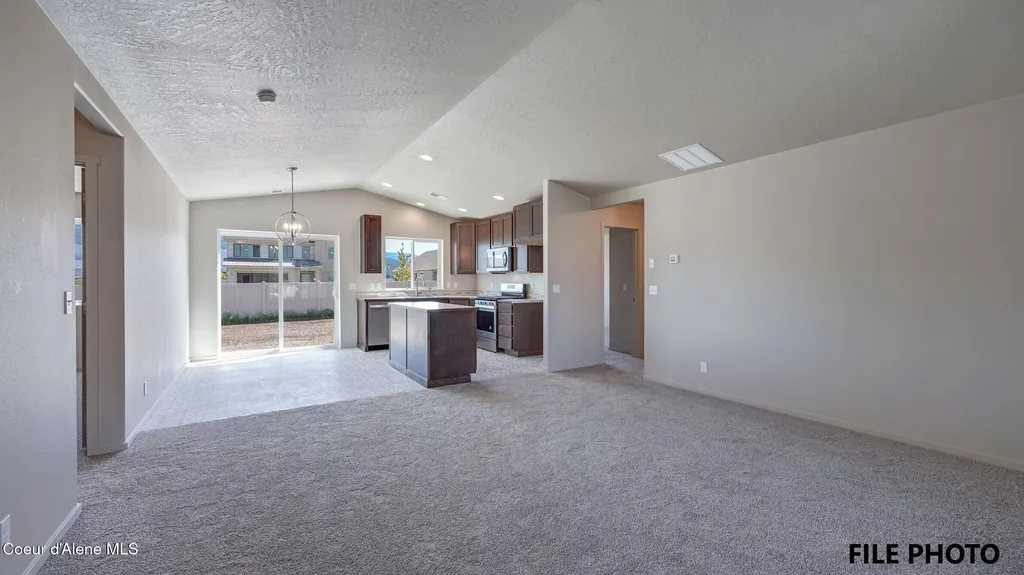 1462 E Allenby Avenue Post Falls ID 83854