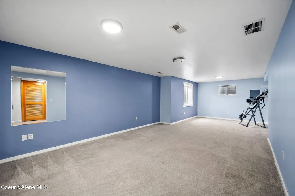 2441 N Henry Street Post Falls ID 83854