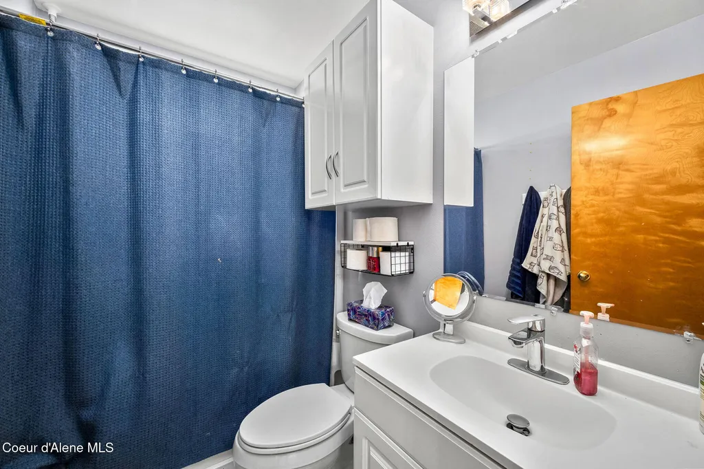 2441 N Henry Street Post Falls ID 83854