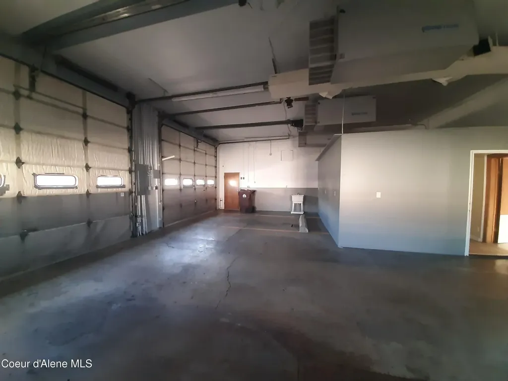 10 N Division Street Pinehurst ID 83850
