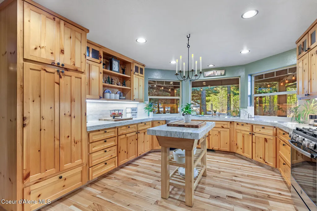 1985 W Jesse Court Rathdrum ID 83858