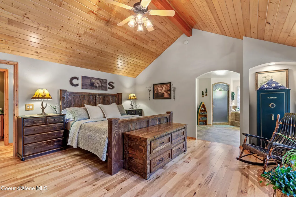 1985 W Jesse Court Rathdrum ID 83858