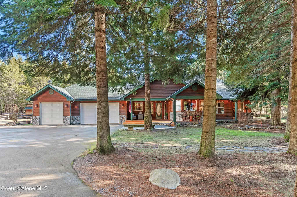 1985 W Jesse Court Rathdrum ID 83858