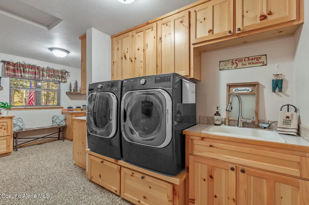 1985 W Jesse Court Rathdrum ID 83858