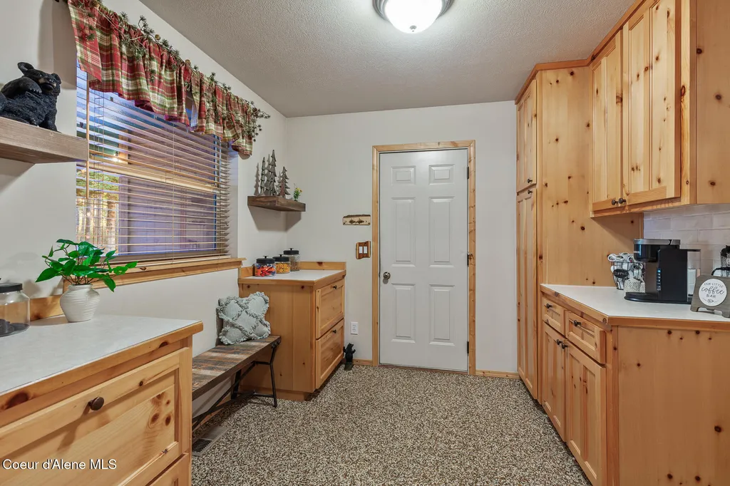 1985 W Jesse Court Rathdrum ID 83858