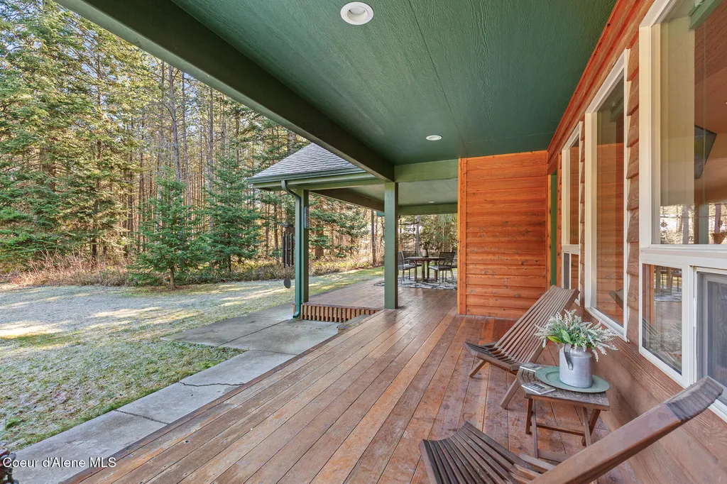 1985 W Jesse Court Rathdrum ID 83858