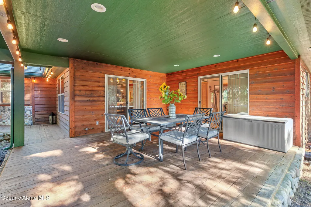 1985 W Jesse Court Rathdrum ID 83858