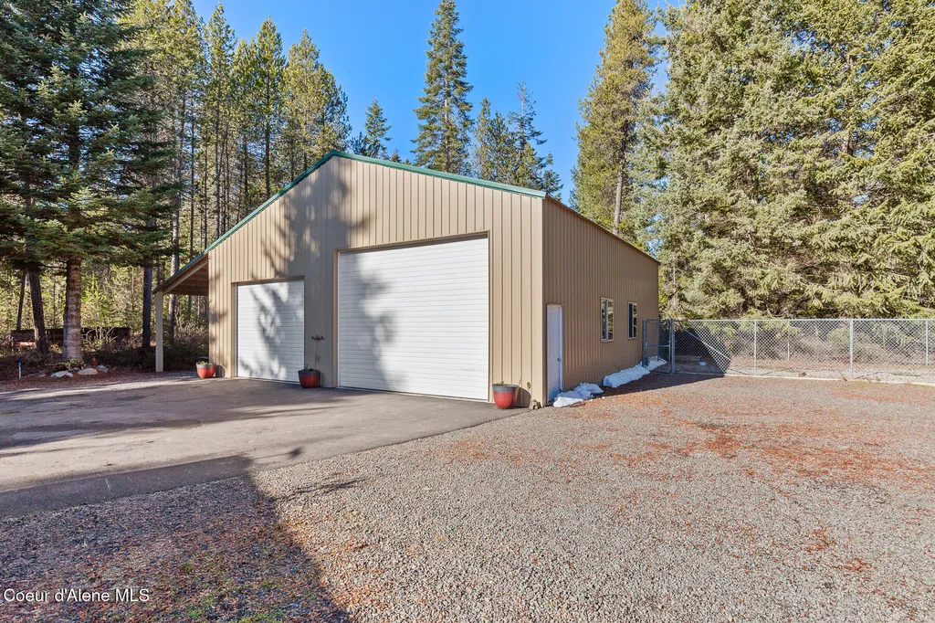 1985 W Jesse Court Rathdrum ID 83858