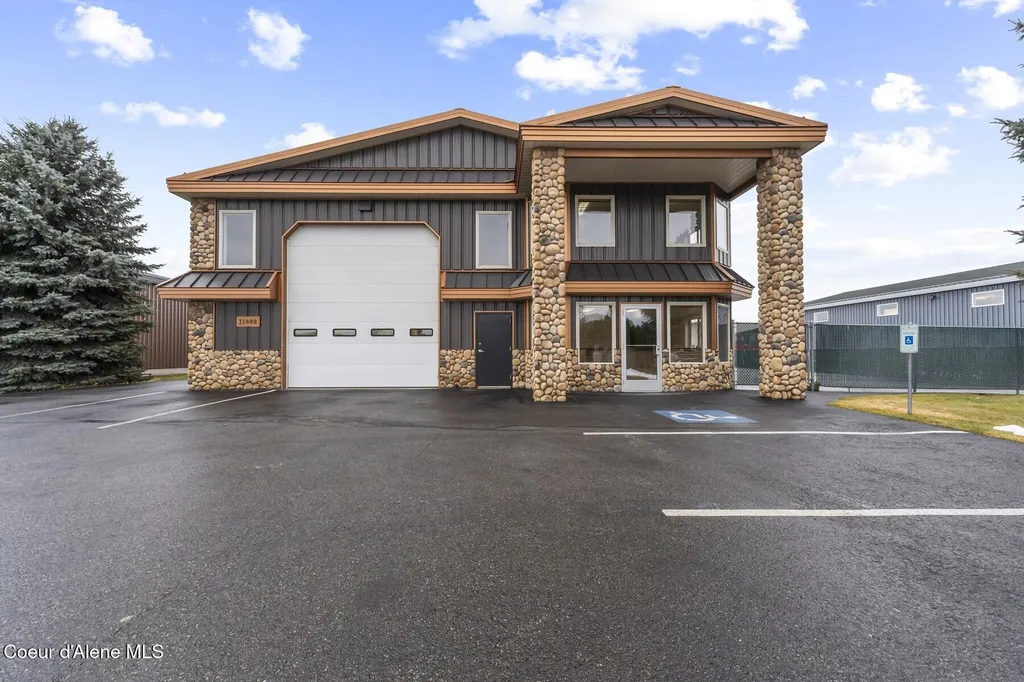 11889 N Tracey Road Hayden ID 83835